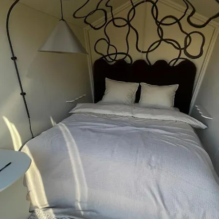 Campsite De Buitenkans Unique Cabins - Urban Camping