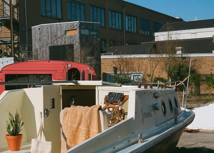 Camping De Buitenkans Urban - Unique Rotterdam