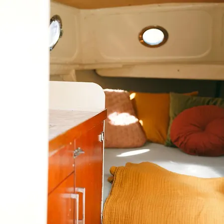 De Buitenkans Urban - Unique אתר קמפינג